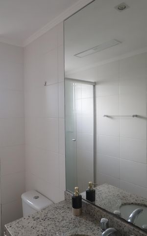 Apartamento para alugar com 80m², 2 quartos e 1 vagaBanheiro da Suíte