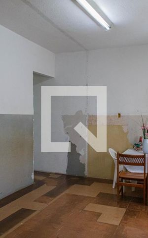 Casa à venda com 240m², 2 quartos e 1 vaga