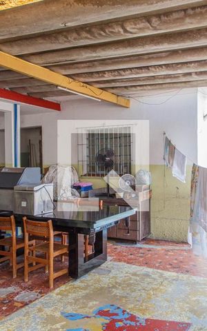 Casa à venda com 240m², 2 quartos e 1 vaga