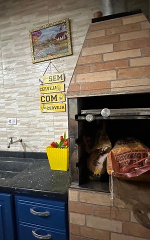 Casa para alugar com 250m², 3 quartos e 2 vagasChurrasqueira