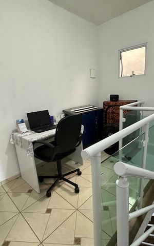 Casa para alugar com 250m², 3 quartos e 2 vagasEscritório