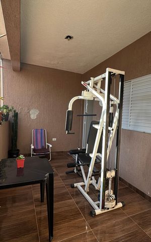 Casa para alugar com 250m², 3 quartos e 2 vagasLavabo