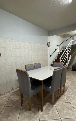 Casa para alugar com 250m², 3 quartos e 2 vagasCozinha