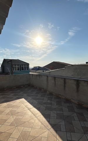 Casa para alugar com 250m², 3 quartos e 2 vagasTerraço