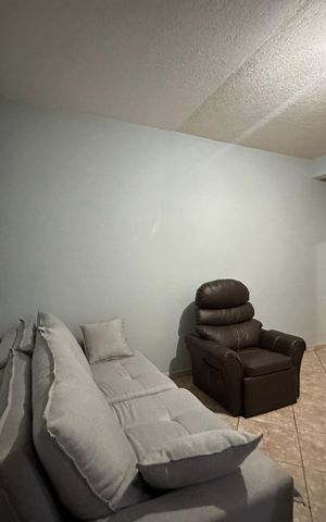 Casa para alugar com 250m², 3 quartos e 2 vagasSala