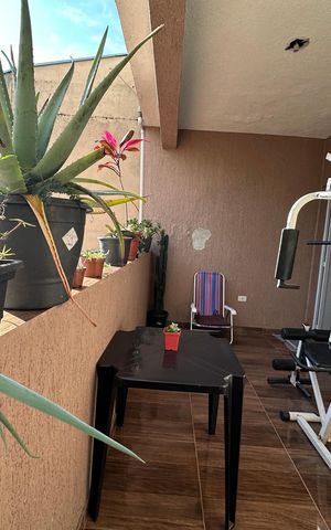 Casa para alugar com 250m², 3 quartos e 2 vagasVaranda