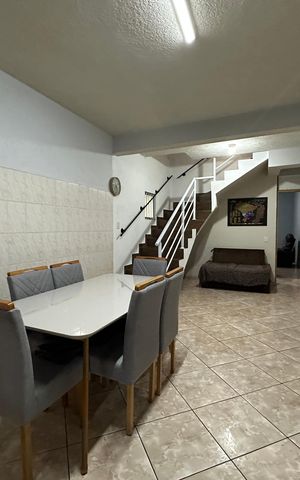 Casa para alugar com 250m², 3 quartos e 2 vagasCozinha
