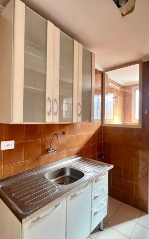 Apartamento à venda com 53m², 1 quarto e sem vagaCozinha e Área de Serviço