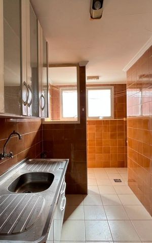 Apartamento à venda com 53m², 1 quarto e sem vagaCozinha e Área de Serviço