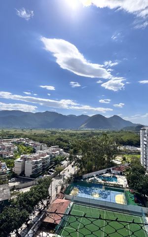 Apartamento à venda com 153m², 3 quartos e 2 vagas Apartamento à venda com 153m², 3 quartos e 2 vagasTerraço