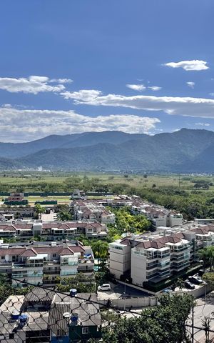 Apartamento à venda com 153m², 3 quartos e 2 vagas Apartamento à venda com 153m², 3 quartos e 2 vagasTerraço