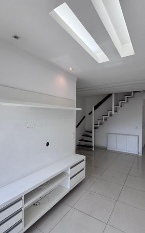 Apartamento à venda com 153m², 3 quartos e 2 vagas Apartamento à venda com 153m², 3 quartos e 2 vagasSala