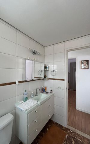 Apartamento à venda com 58m², 2 quartos e 1 vaga Apartamento à venda com 58m², 2 quartos e 1 vagaBanheiro