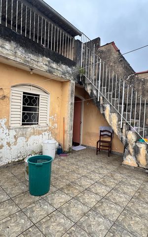 Casa à venda com 186m², 3 quartos e 2 vagas Casa à venda com 186m², 3 quartos e 2 vagasQuintal