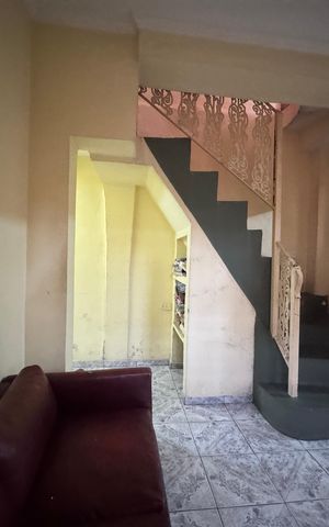 Casa à venda com 186m², 3 quartos e 2 vagas Casa à venda com 186m², 3 quartos e 2 vagasSala