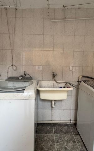 Casa à venda com 186m², 3 quartos e 2 vagas Casa à venda com 186m², 3 quartos e 2 vagasÁrea de Serviço