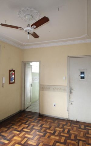 Apartamento à venda com 90m², 2 quartos e sem vagaSala