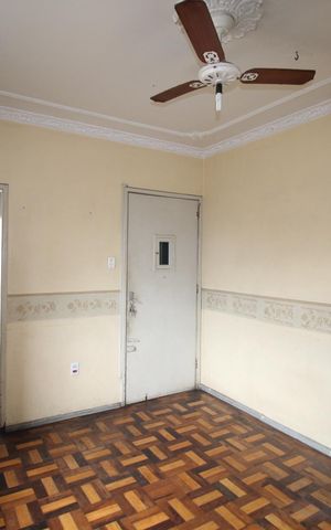 Apartamento à venda com 90m², 2 quartos e sem vagaSala