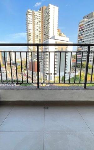 Studio para alugar com 27m², 1 quarto e sem vaga Studio para alugar com 27m², 1 quarto e sem vagaVaranda