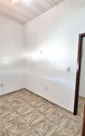 Casa para alugar com 100m², 2 quartos e 1 vaga Casa para alugar com 100m², 2 quartos e 1 vagaQuarto