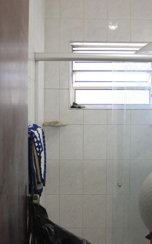Casa à venda com 200m², 3 quartos e 2 vagasBanheiro social