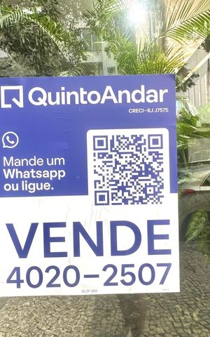 Apartamento à venda com 194m², 3 quartos e 1 vaga Apartamento à venda com 194m², 3 quartos e 1 vagaPlaca