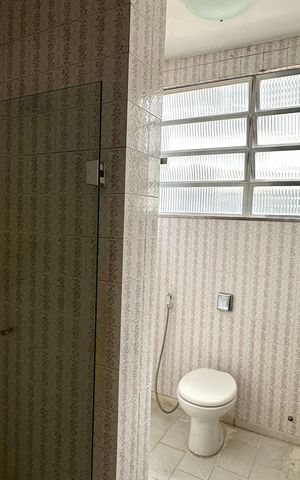 Apartamento à venda com 194m², 3 quartos e 1 vaga Apartamento à venda com 194m², 3 quartos e 1 vagaBanheiro da suíte