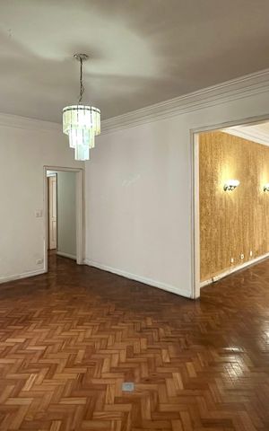 Apartamento à venda com 194m², 3 quartos e 1 vaga Apartamento à venda com 194m², 3 quartos e 1 vagaSala