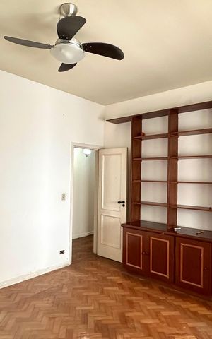 Apartamento à venda com 194m², 3 quartos e 1 vaga Apartamento à venda com 194m², 3 quartos e 1 vagaQuarto 2
