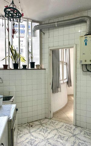 Apartamento à venda com 194m², 3 quartos e 1 vaga Apartamento à venda com 194m², 3 quartos e 1 vagaÁrea de serviço