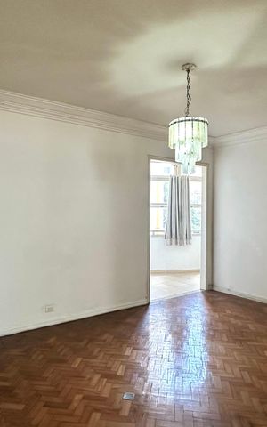 Apartamento à venda com 194m², 3 quartos e 1 vaga Apartamento à venda com 194m², 3 quartos e 1 vagaSala