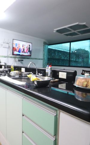 Casa para alugar com 630m², 3 quartos e 8 vagasCozinha