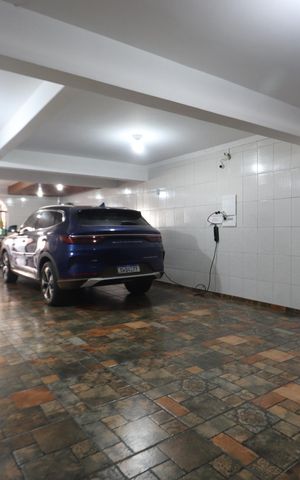 Casa para alugar com 630m², 3 quartos e 8 vagasGaragem