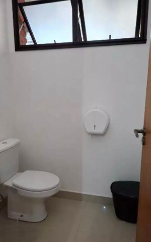 Casa à venda com 138m², 3 quartos e 3 vagas Casa à venda com 138m², 3 quartos e 3 vagasBanheiro