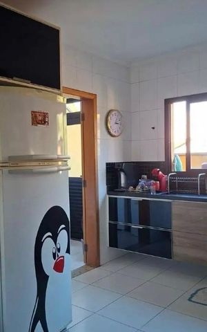Casa à venda com 138m², 3 quartos e 3 vagas Casa à venda com 138m², 3 quartos e 3 vagasCozinha