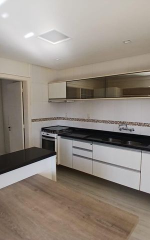 Apartamento à venda com 145m², 2 quartos e 1 vaga Apartamento à venda com 145m², 2 quartos e 1 vagaCozinha