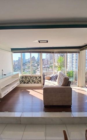 Apartamento à venda com 145m², 2 quartos e 1 vaga Apartamento à venda com 145m², 2 quartos e 1 vagaSala de jantar