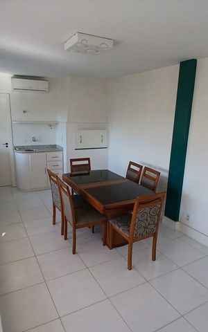 Apartamento à venda com 145m², 2 quartos e 1 vaga Apartamento à venda com 145m², 2 quartos e 1 vagaSala de jantar