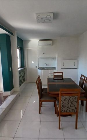 Apartamento à venda com 145m², 2 quartos e 1 vaga Apartamento à venda com 145m², 2 quartos e 1 vagaSala de jantar