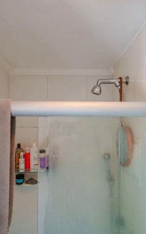 Apartamento à venda com 45m², 2 quartos e 1 vaga Apartamento à venda com 45m², 2 quartos e 1 vagaBanheiro
