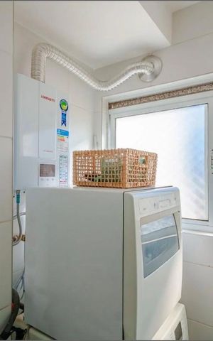 Apartamento à venda com 45m², 2 quartos e 1 vaga Apartamento à venda com 45m², 2 quartos e 1 vagaÁrea de serviço