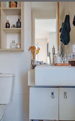 Apartamento à venda com 45m², 2 quartos e 1 vaga Apartamento à venda com 45m², 2 quartos e 1 vagaBanheiro