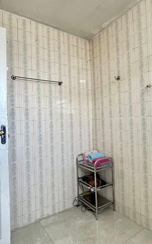 Casa à venda com 220m², 6 quartos e 1 vaga Casa à venda com 220m², 6 quartos e 1 vagaBanheiro Casa 2