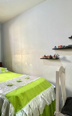 Casa à venda com 220m², 6 quartos e 1 vaga Casa à venda com 220m², 6 quartos e 1 vagaQuarto 2 Casa 2