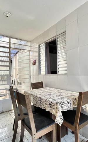 Casa à venda com 220m², 6 quartos e 1 vaga Casa à venda com 220m², 6 quartos e 1 vagaCozinha Casa 2