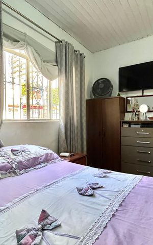 Casa à venda com 220m², 6 quartos e 1 vaga Casa à venda com 220m², 6 quartos e 1 vagaQuarto 1 Casa 1