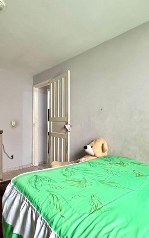 Casa à venda com 220m², 6 quartos e 1 vaga Casa à venda com 220m², 6 quartos e 1 vagaQuarto 1 Casa 2