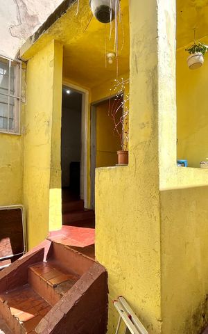 Casa à venda com 220m², 6 quartos e 1 vaga Casa à venda com 220m², 6 quartos e 1 vagaÁrea externa Casa 1