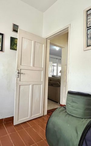 Casa à venda com 220m², 6 quartos e 1 vaga Casa à venda com 220m², 6 quartos e 1 vagaQuarto 3 Casa 1