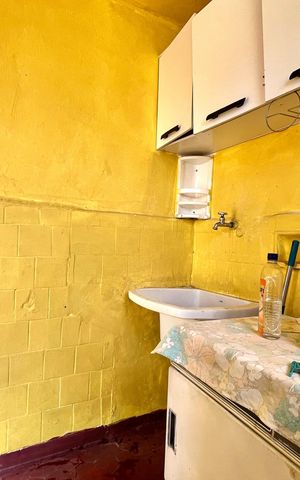 Casa à venda com 220m², 6 quartos e 1 vaga Casa à venda com 220m², 6 quartos e 1 vagaÁrea de Serviço Casa 1